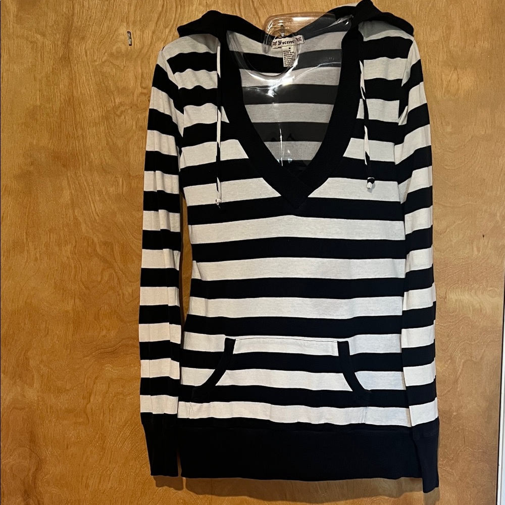 Women’s Striped Black and White Long Sleeve Hoodie Sz.M